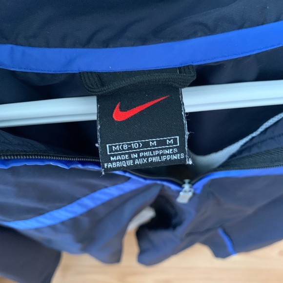vintage collared nike windbreaker - Picture 3 of 4